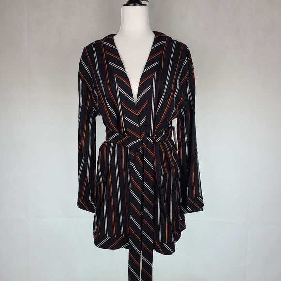 NEW-Billabong Secret tells Wrap Top - Picture 5 of 11